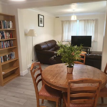 Villa Elegant House 10 Minutes Walk To Wembley Stadium London Exterior foto