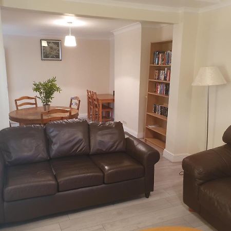Villa Elegant House 10 Minutes Walk To Wembley Stadium London Exterior foto