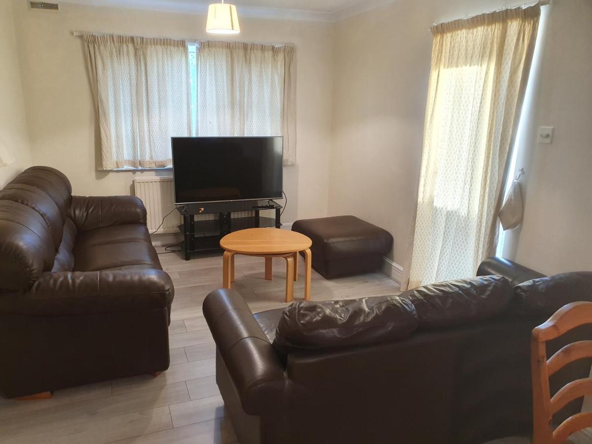 Villa Elegant House 10 Minutes Walk To Wembley Stadium London Exterior foto