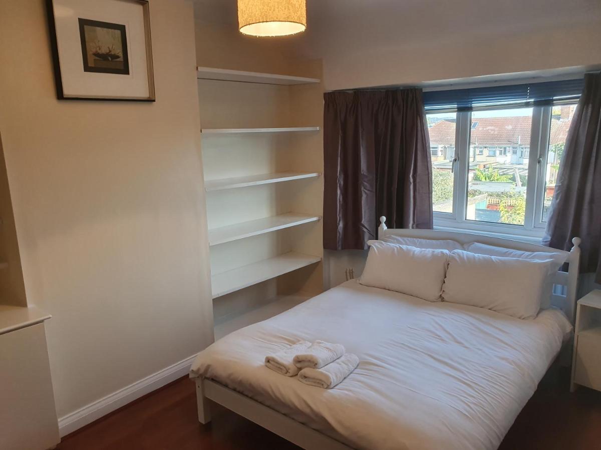 Villa Elegant House 10 Minutes Walk To Wembley Stadium London Exterior foto
