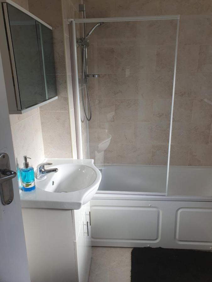 Villa Elegant House 10 Minutes Walk To Wembley Stadium London Exterior foto