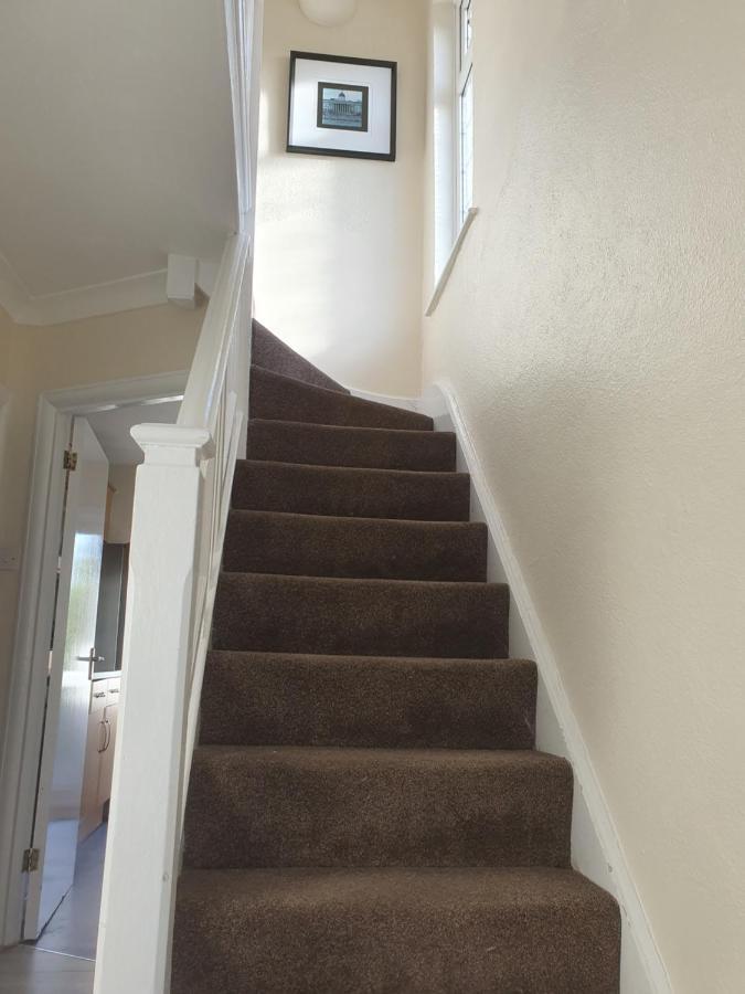 Villa Elegant House 10 Minutes Walk To Wembley Stadium London Exterior foto